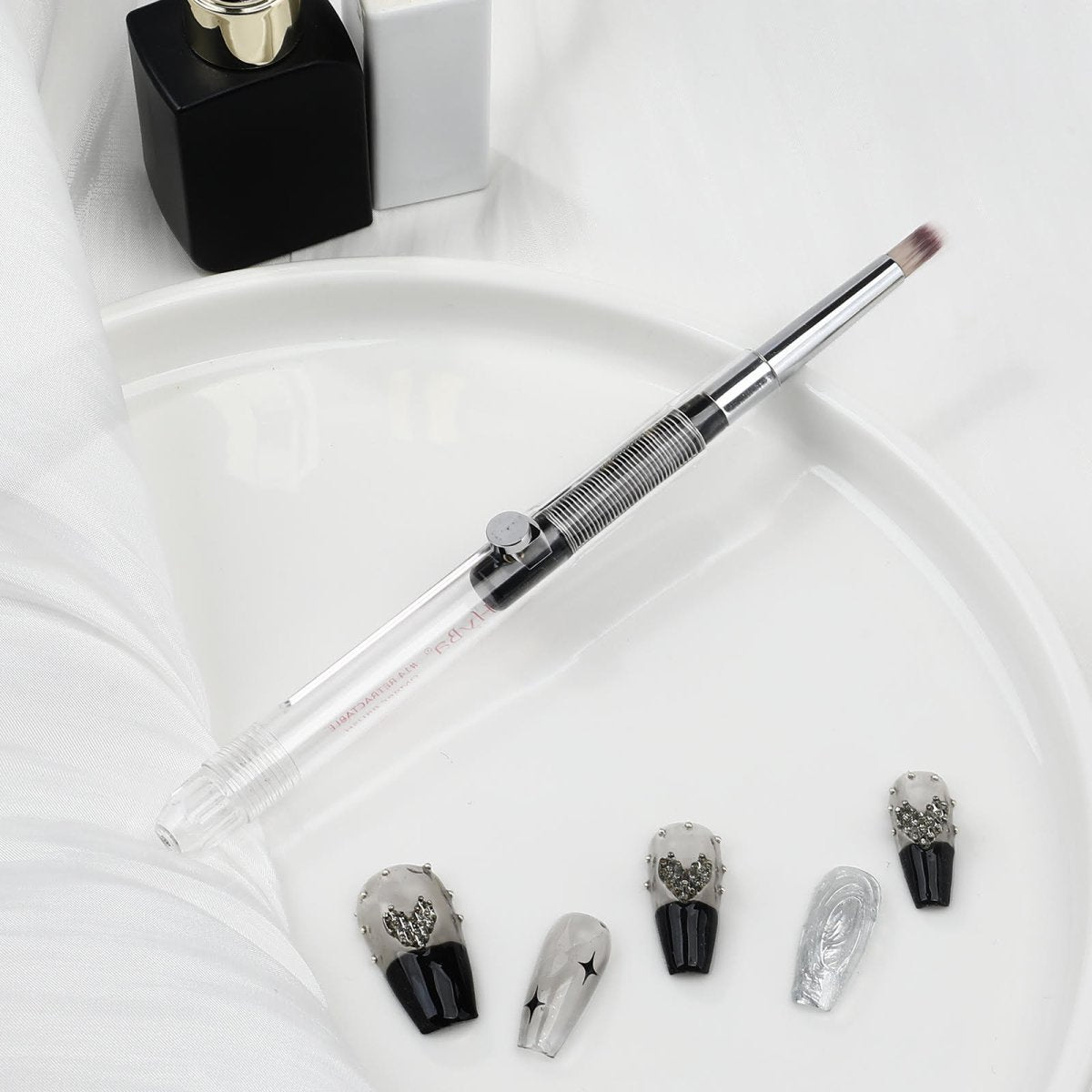 RETRACTABLE OMBRÉ PIGMENT Nail Brush #8A