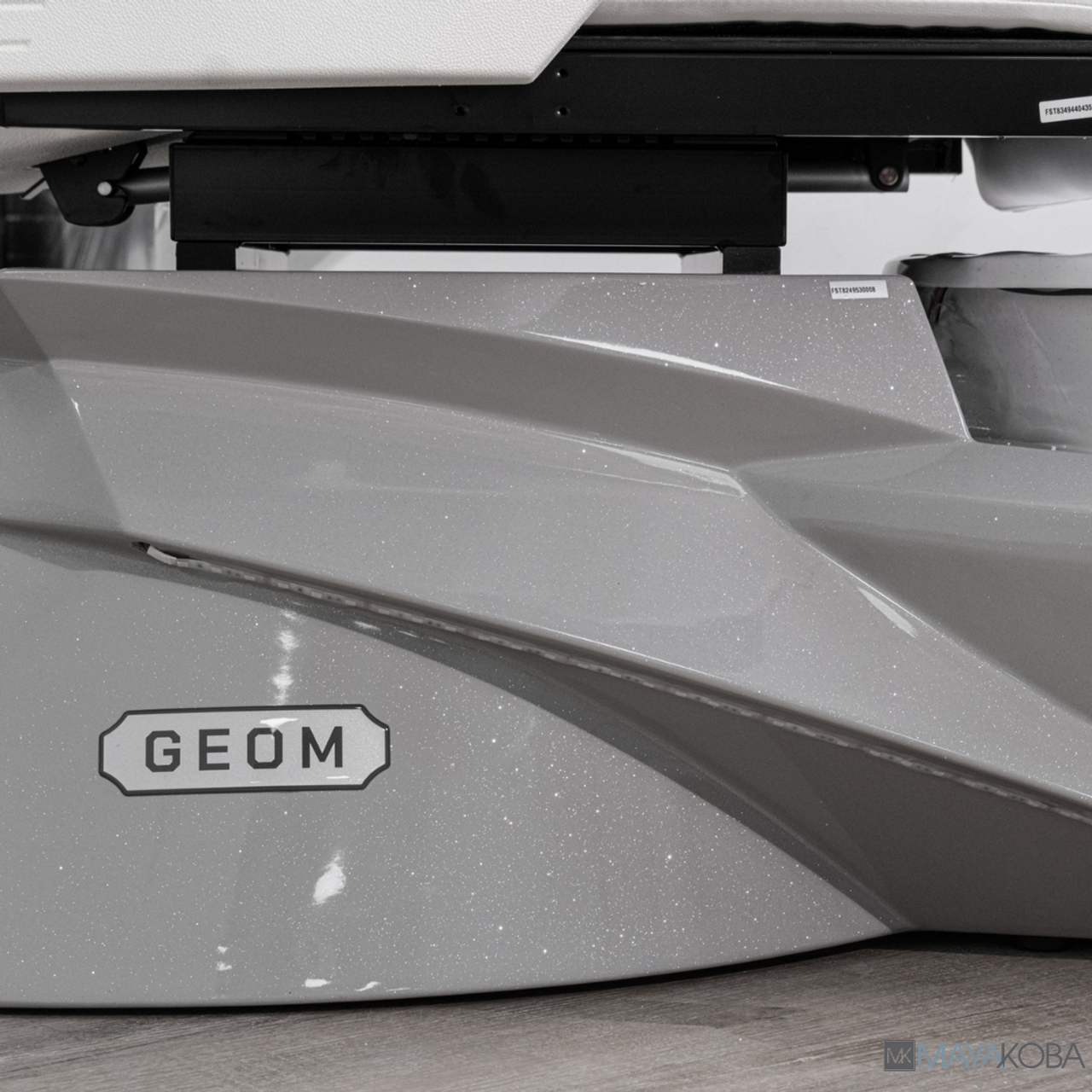 GEOM I PEDICURE SPA WITH FX CHAIR TOP