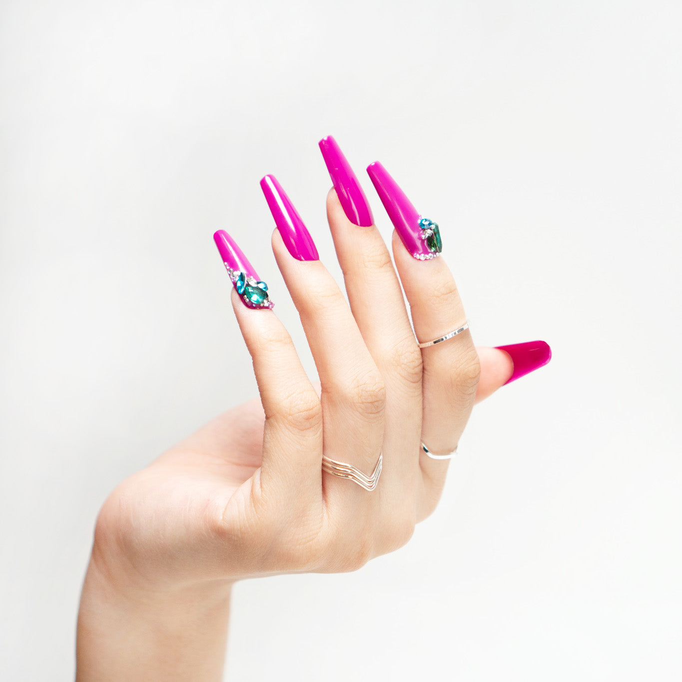 PMS#279 FUCHSIA FREEZE