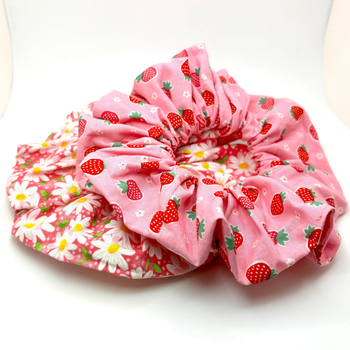 Strawberry & Daisy Summer Scrunchie Set