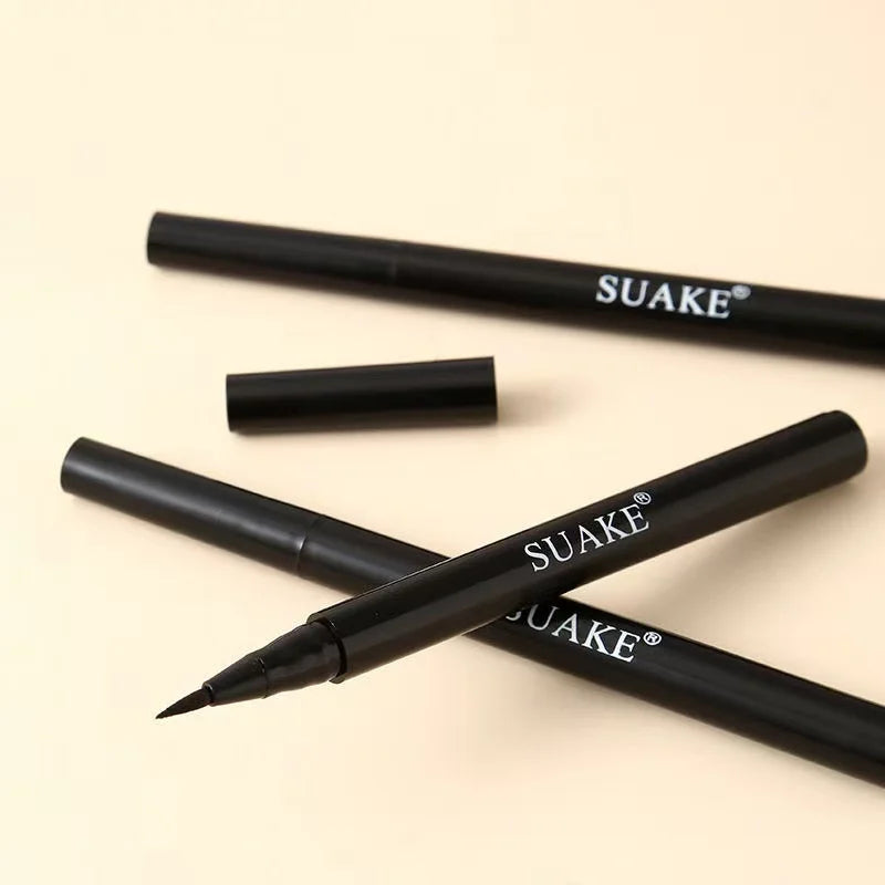 Black waterproof, sweat-proof, and smudge-proof eyeliner creates a natural look and glides on quickly and easily.