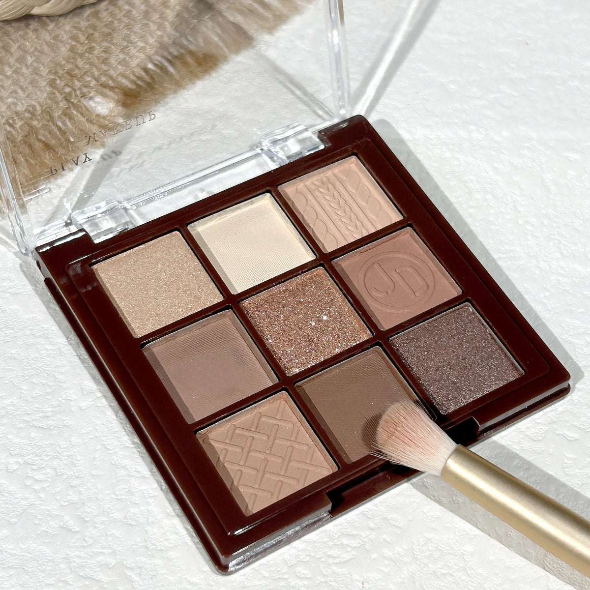 Chocolate Warm Brown Earth Palette - 9 Shades Matte Orange Brown Pearlescent Glitter Illuminating Wear Eyeshadow