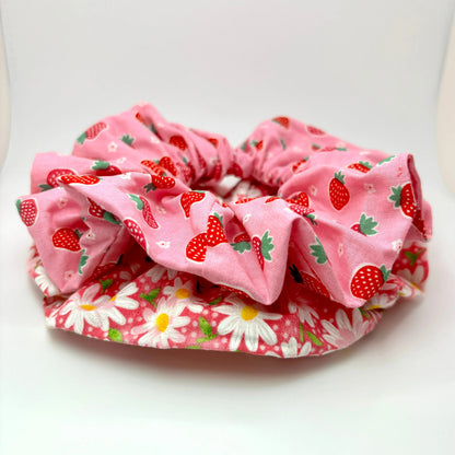 Strawberry & Daisy Summer Scrunchie Set
