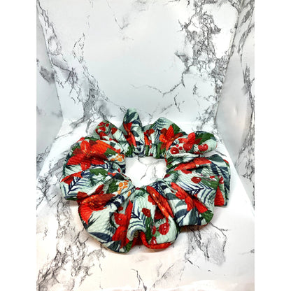 Poinsettia Winter Bullet Scrunchie