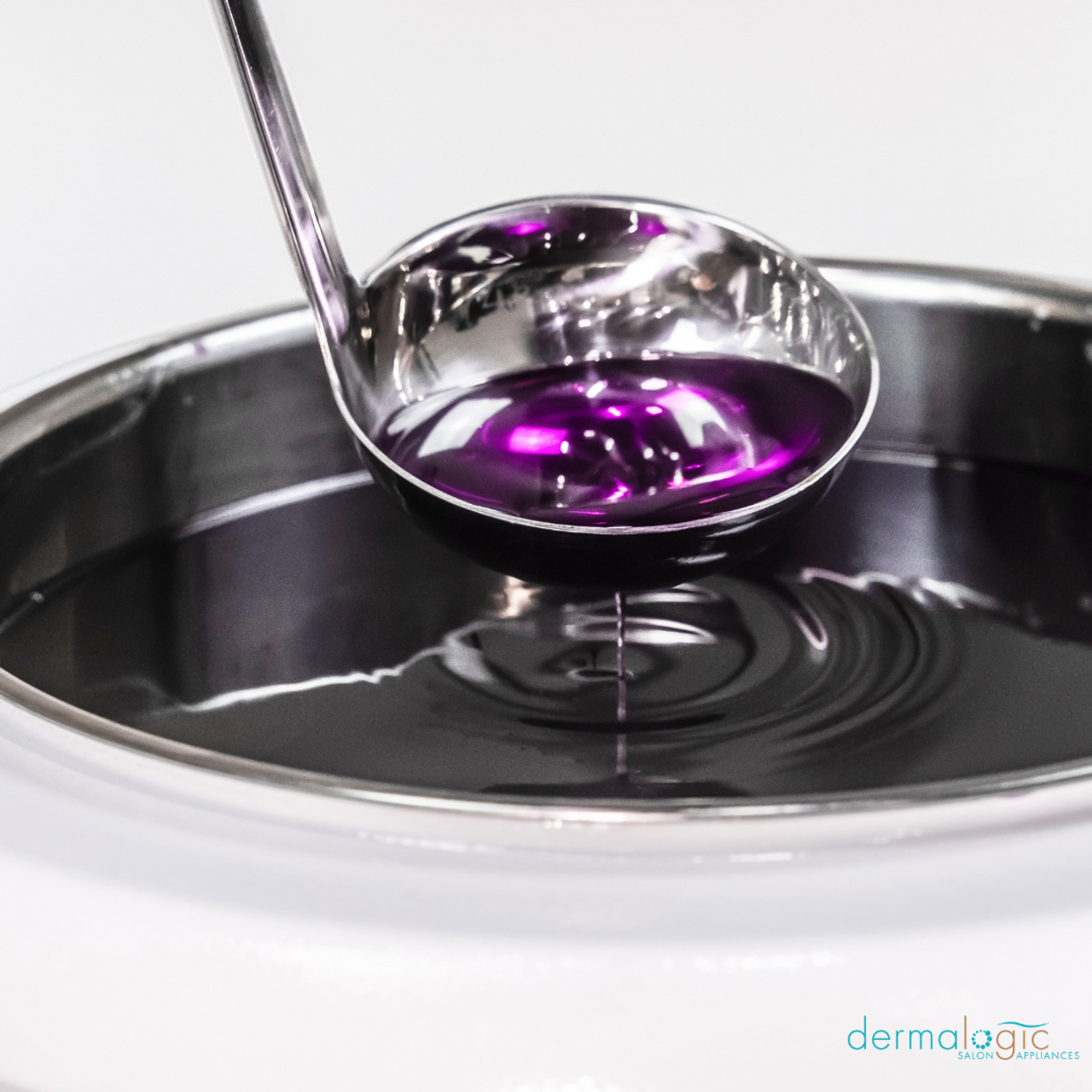 DERMALOGIC PARAFFIN WAAX KETTLE WARMER WITH 5OZ. LADLE - 10L