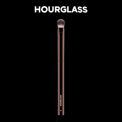 Hourglass Makeup Brush -No.3 All Over Shadow Brush Soft and Skin-friendly Fiber Hair Fashion Design Single Eye Brush