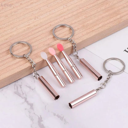[L&P]1pcs Multifunctional Silicone Lip Brush Portable With Cover Keychain Dustproof Lipstick Lipstick Brush Eye Shadow