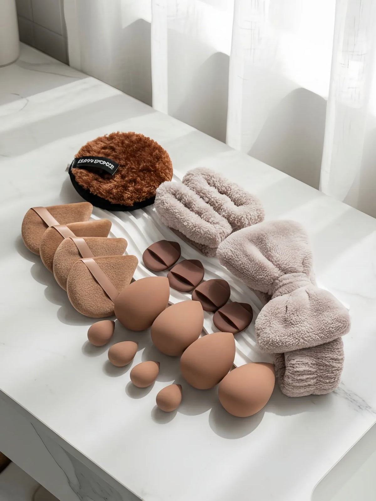 20Pcs Makeup Sponge Set Multi-Color Beauty Blenders Kit with Headband, Powder Puffs Sponge Cleaner Wristbands Contouring Makeup