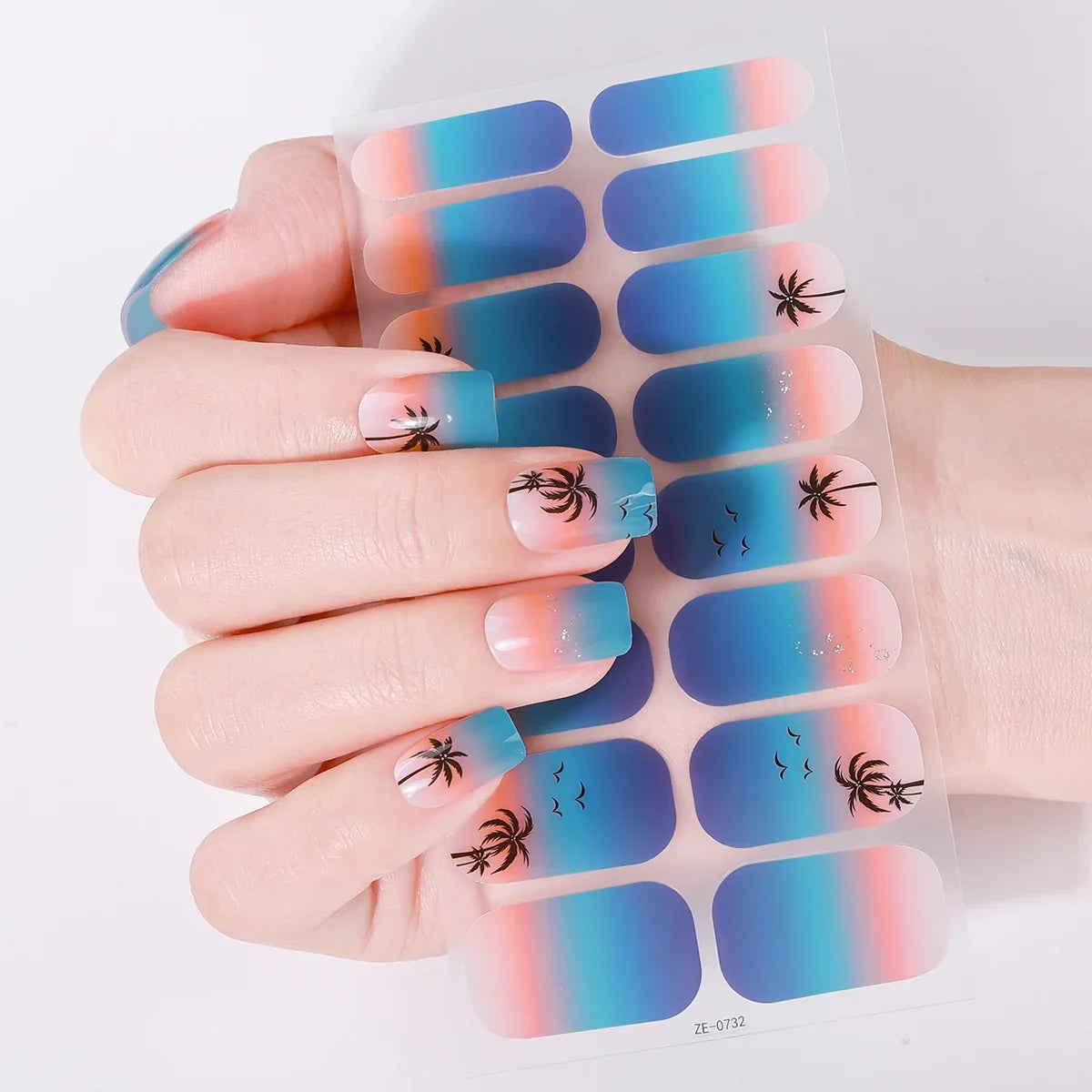 16Tips Full Cover Baking-Free Nail Polish Strips Summer Beach Coconut Tree Self-Adhesive DIY Nail Stickers Manicure Decoration