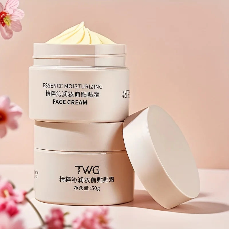 Apply the cream before makeup, moisturizing foundation cream - lasting moisturizing, creating a natural foundation