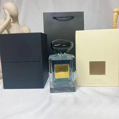 Royal Perfumes Timeless Aroma Sandalwood Pepper Moderate Fragrance Perfume For Women Designer Everyday Essential Women Perfume