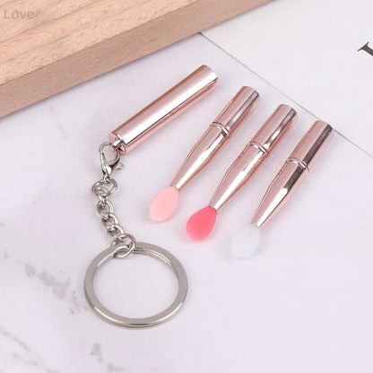 [L&P]1pcs Multifunctional Silicone Lip Brush Portable With Cover Keychain Dustproof Lipstick Lipstick Brush Eye Shadow