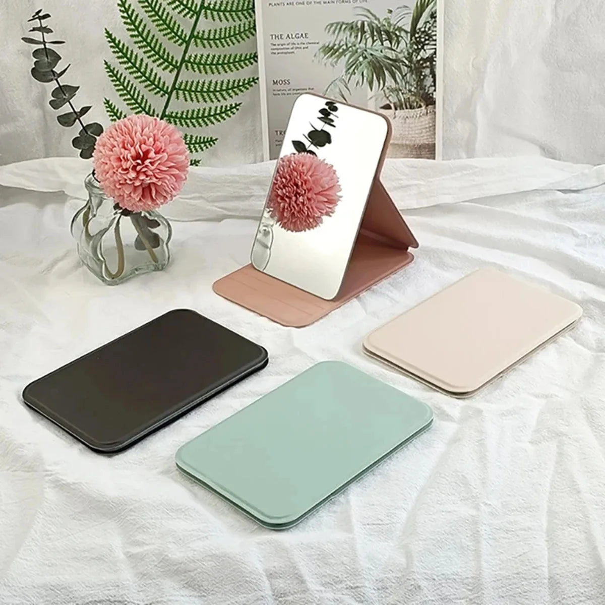 Woman MINI Folding Makeup Mirror High-quality Portable Pocket Makeup Mirror Single-side Creative Women Solid Color Handle Desk