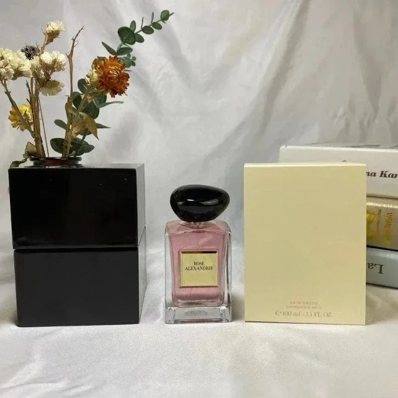 Royal Perfumes Timeless Aroma Sandalwood Pepper Moderate Fragrance Perfume For Women Designer Everyday Essential Women Perfume
