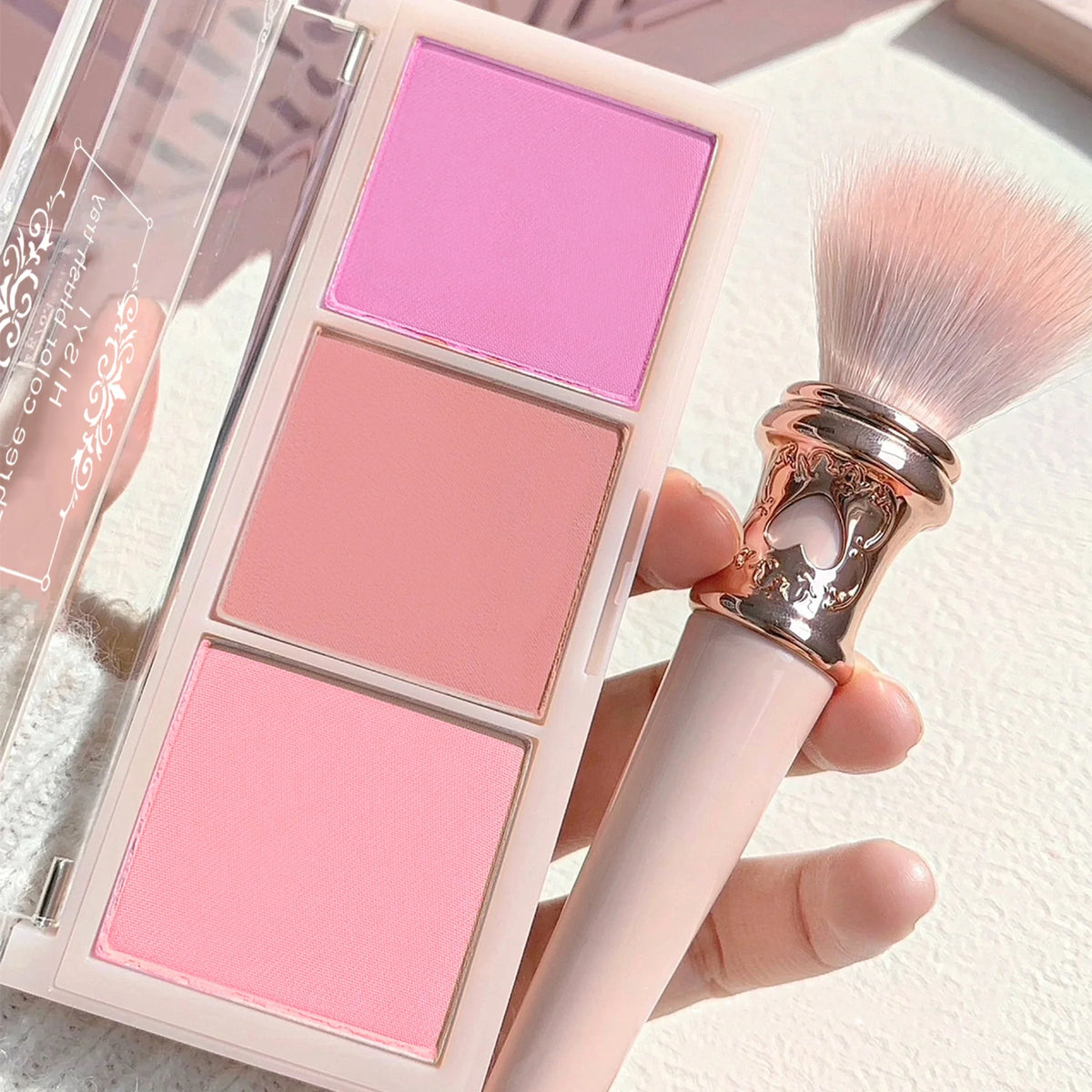 Three color blush tray, milk tea tone, matte and pearl natural gloss, brightening, long-lasting, no fly powder rouge makeup