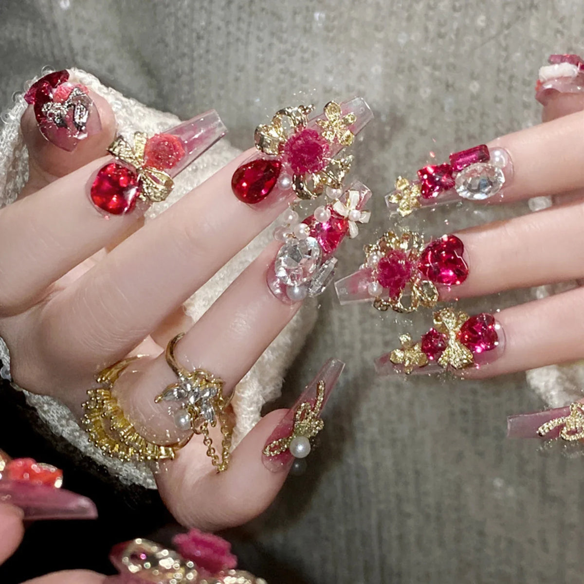 24pcs New Year Heavy Metal Press on Nails Chinese Bride Wedding Fake Nails Full Cover Wearable Shiny Large Crystal False Nails