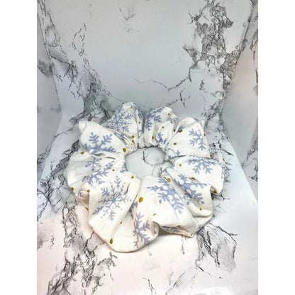White Snowflake Christmas Scrunch