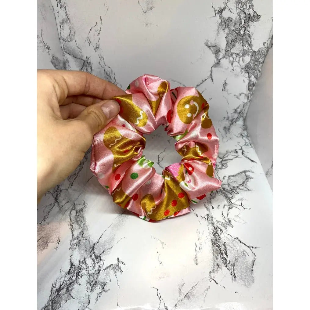 Mini Pink Silk Gingerbread Scrunch