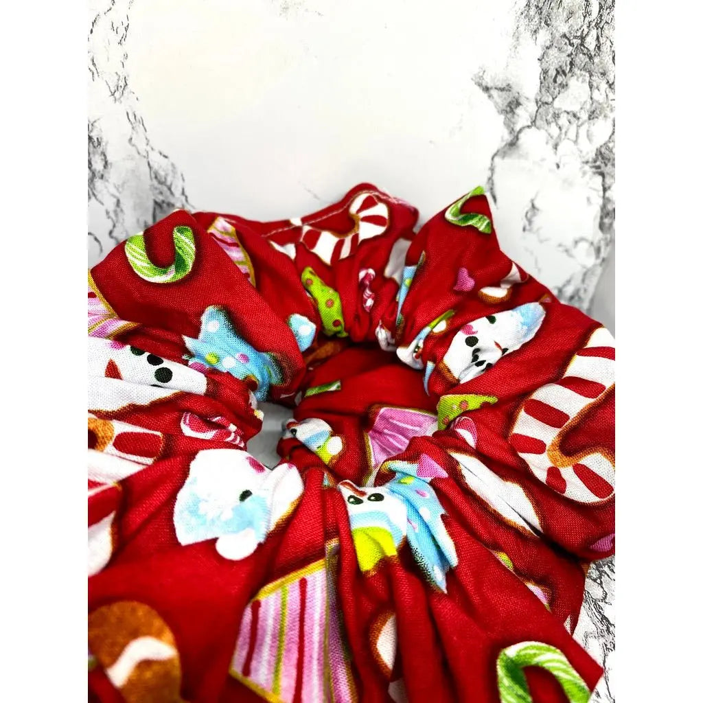Red Christmas Cookies Scrunch