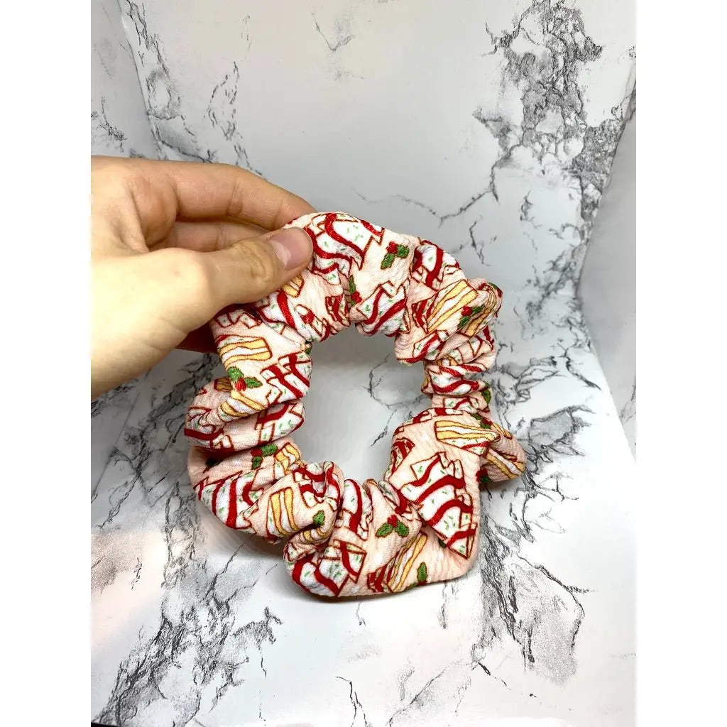 Mini Coral Tree Cakes Christmas Bullet Scrunch
