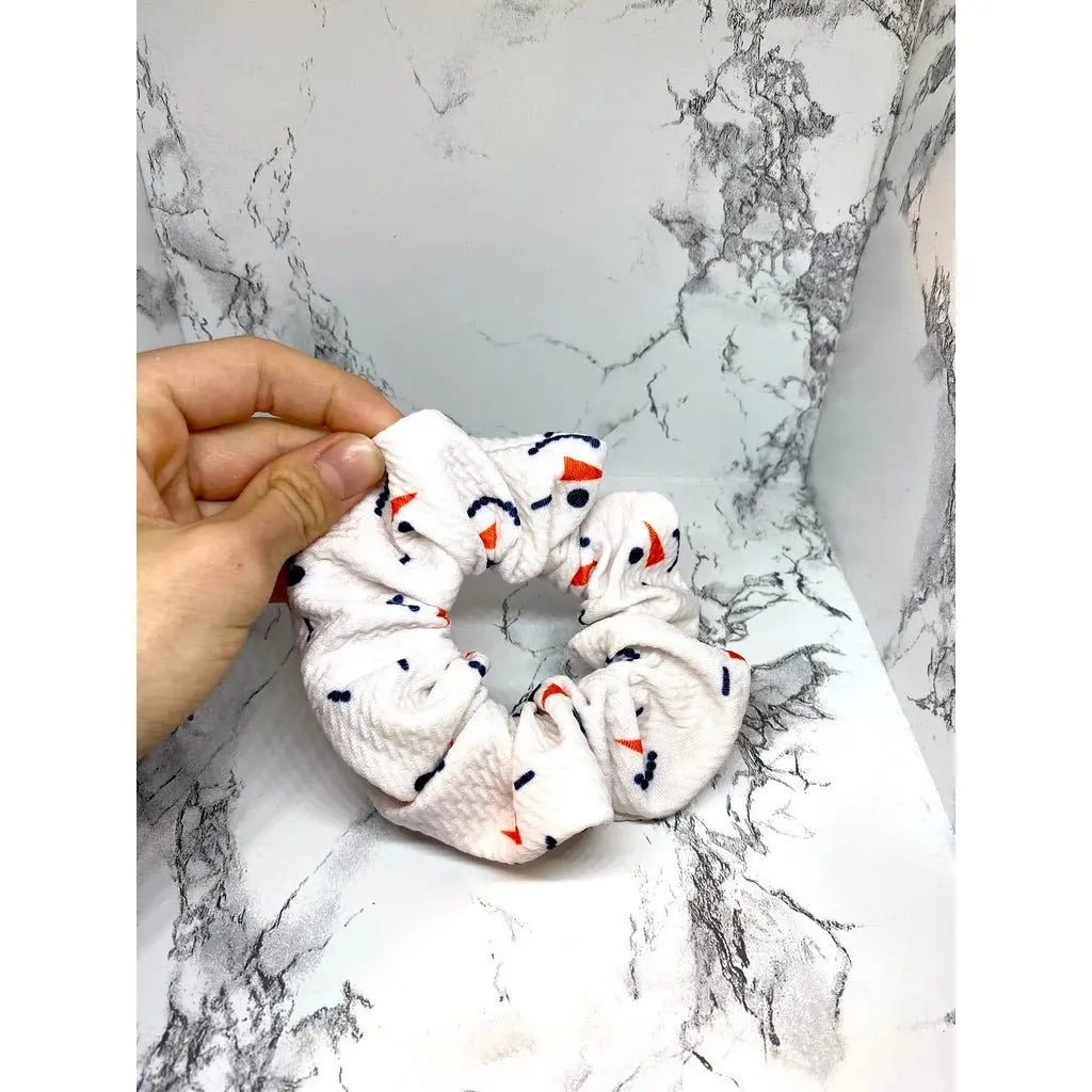Mini White Snowman Christmas Bullet Scrunchie